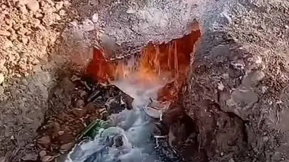 زیبایی بکر چشمه آب و آتش در ساری + فیلم