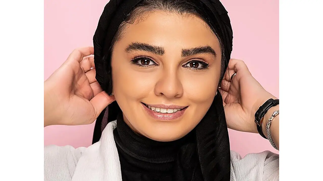 عزاداری متفاوت سیما خضرآبادی + عکس شمع هایی که یکی پس از دیگری روشن شد!