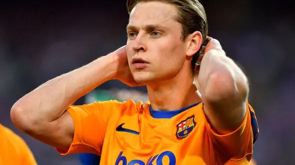 ستاره خط میانی بارسلونا در آستانه جدایی/ هافبک ملی‌پوش به نیوکمپ می‌آید