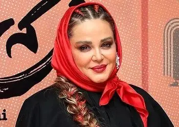 عکس/ نگاهی به استایل دمده بهاره رهنما و بهرام رادان در جشنواره کن با کت و شلوار و هد قلاب بافی شده