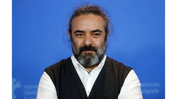 عکس عاشقانه از همسر خیلی جوانتر حسن معجونی ! / فاصله سنی فاحش !