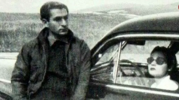 عکس سفر در زمان /  «شهناز پهلوی» در کنار پدرش محمدرضا پهلوی»  /  دهه 30