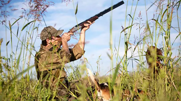 شکارچیان غیرمجاز منطقه شکرانلو شیروان دستگیر شدند 