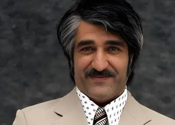 عکس/ شباهت عجیب و بی حد و حصر پژمان جمشیدی به جوانی های پدرش / مگه میشه؟ مگه داریم؟!