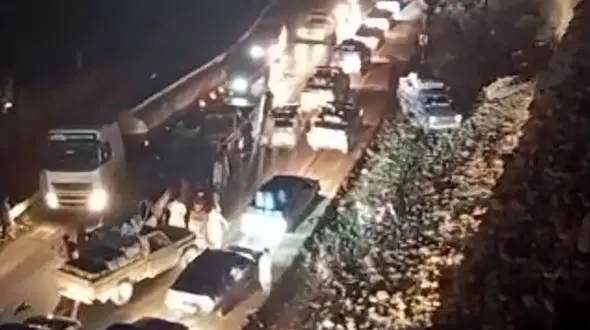 لغزندگی جاده بر اثر آغشته بودن به گازوییل حادثه آفرید