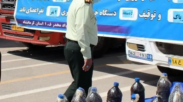 باند بزرگ مواد مخدر در کرمانشاه منهدم شد/ 9 قاچاقچی دستگیر و 327 کیلوگرم مواد کشف گردید