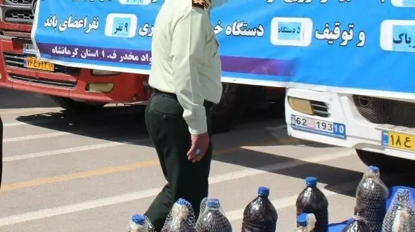 باند بزرگ مواد مخدر در کرمانشاه منهدم شد/ 9 قاچاقچی دستگیر و 327 کیلوگرم مواد کشف گردید