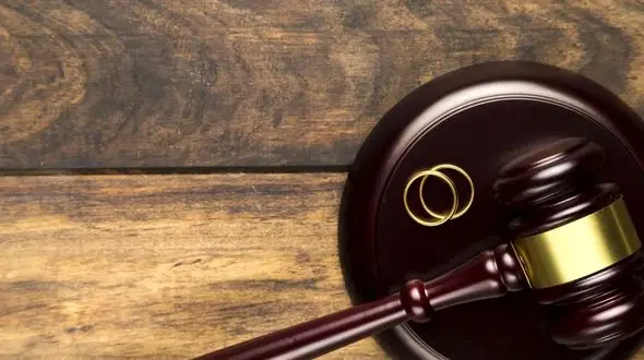 پدر بی رحم دختر 15 ساله اش را با گرفتن پول عروس مرد جوان کرد + گفتگو