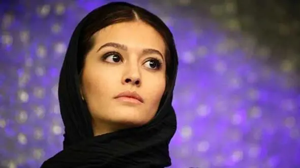 فیلم واقعی از عصبانیت شدید پردیس احمدیه ! / خشم عجیب خانم بازیگر بانمک !