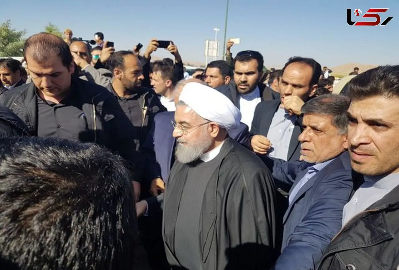 استقبال گرم مردم سرپل ذهاب از روحانی
