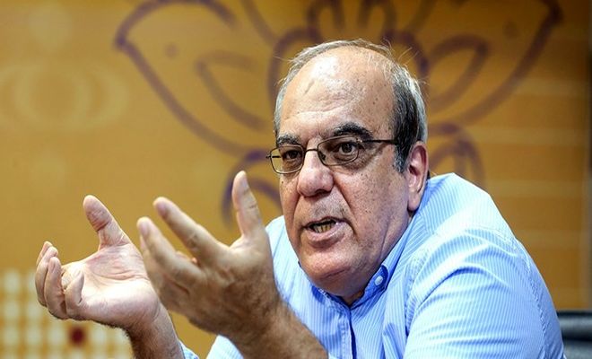 انتقاد عباس عبدی از سخنان امامان جمعه 4 شهر : چرا همه چیز را به گردن خدا می اندازید ؟ 