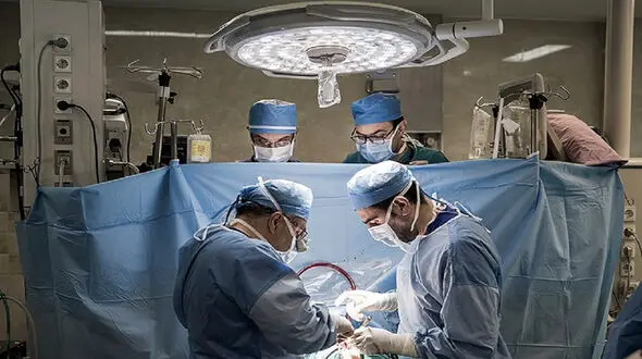 این نوجوان 15 ساله از جانش گذشت تا 8 زن و مرد زنده بمانند / خرم آباد