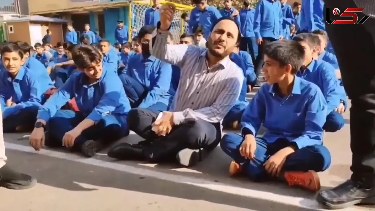 فیلم حضور جهرمی در مدرسه و بازی با دانش آموزان / سخنگوی دولت: با زبان مشترک خیلی راحت می توان گفتگو کرد