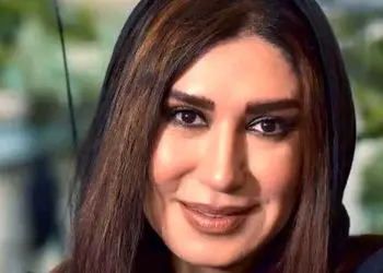 قاب عاشقانه نسیم ادبی و همسرش در بندر عمان با کشتی های شخصی لاکچری