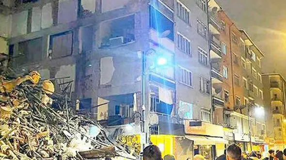 اعلام وضعیت اضطراری در پاکستان درپی وقوع زلزله شدید