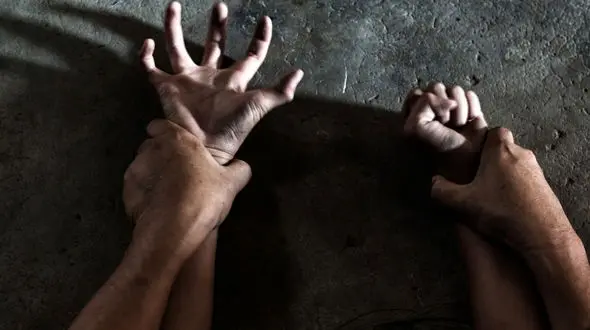 آزار شیطانی 3 زن همکار توسط مرد شیطان صفت / رییس مچ گیری کرد؟! 