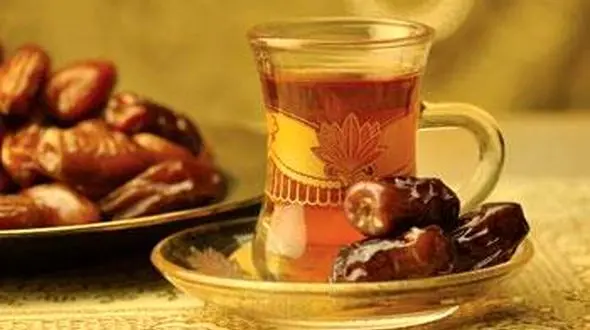 خرما و عسل را جایگزین زولبیا و بامیه کنید