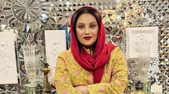 فیلم / نگاهی به چیدمان و دکوری های خانه دلنشین و گرم شبنم مقدمی / از  کفش‌های کودکی اش در دکوری تا بالکنی مثل باغ گل !