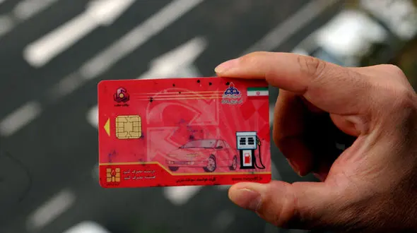 ۱۰ لیتر از سهمیه بنزین‌ بهمن ۱۴۰۰ کم شد / ماجرای کاهش سهمیه بنزین خودروها چیست؟