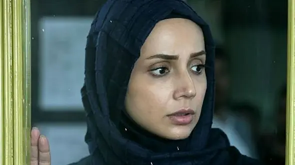 کیک تولد باکلاس و 2 بعدی دختر شبنم قلی خانی کنار استخر خانه ویلایی ! + عکس