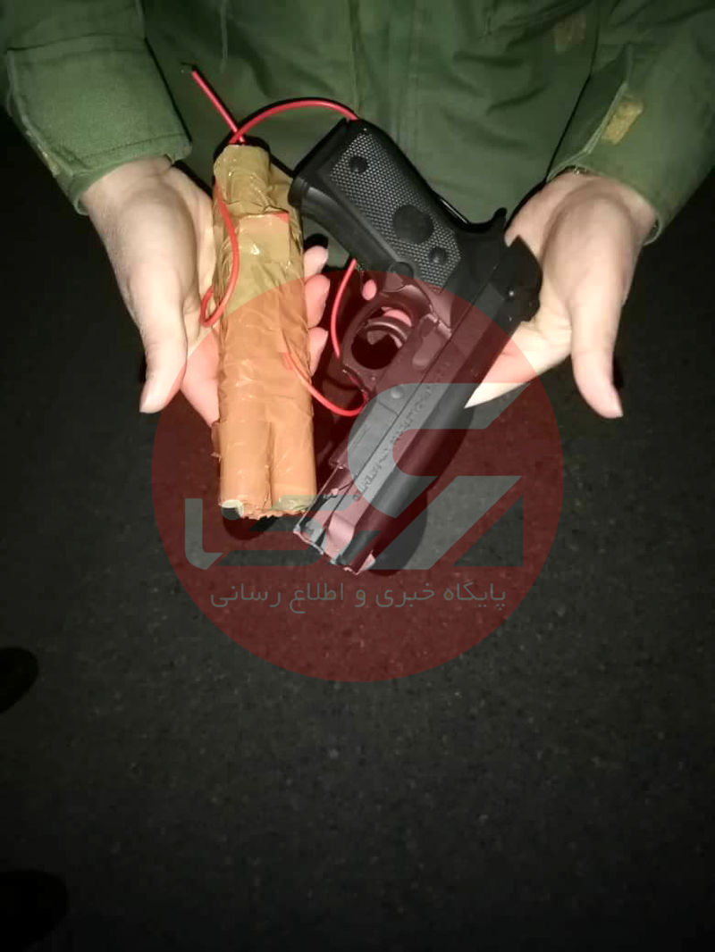 تصاویر فردی که تلاش کرد در پرواز اهواز - مشهد هواپیماربایی کند.