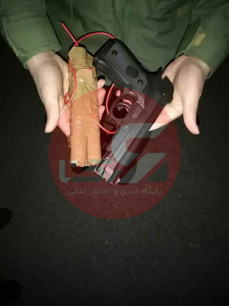 تصاویر فردی که تلاش کرد در پرواز اهواز - مشهد هواپیماربایی کند.