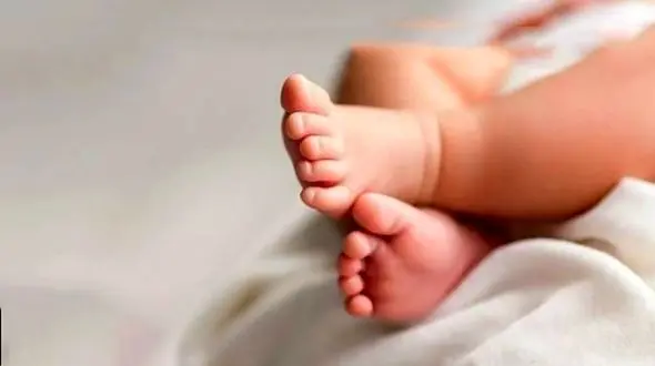 درخواست اشد مجازات برای پدر سیاه دلی که دختر 17 ماه اش را آزار داد