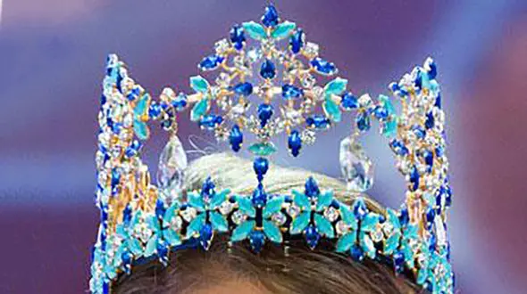 زن عجیب الخلقه  لقب زیباترین زن جهان را گرفت ! + فیلم وعکس های باورنکردنی