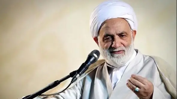 فیلم/ صحبت های خنده دار آقای قرائتی: رفته بودم عروسی دیدم نون و پنیر و هندونه میدن گفتم مگه عروسی نیس اینجا دوماد گفت میخوام حزب اللهی باشم آخه این خُل بازیا چیه 