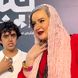 فیلم / تیکه جالب امیر محمد متقیان به صحبت درِ گوشی نعیمه نظام دوست با پژمان جمشیدی که خود نعیمه خندش گرفت! / در گوش من چیزی نمیگی؟! نعیمه: نه، یکبار میگن!