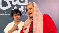 فیلم / تیکه جالب امیر محمد متقیان به صحبت درِ گوشی نعیمه نظام دوست با پژمان جمشیدی که خود نعیمه خندش گرفت! / در گوش من چیزی نمیگی؟! نعیمه: نه، یکبار میگن!