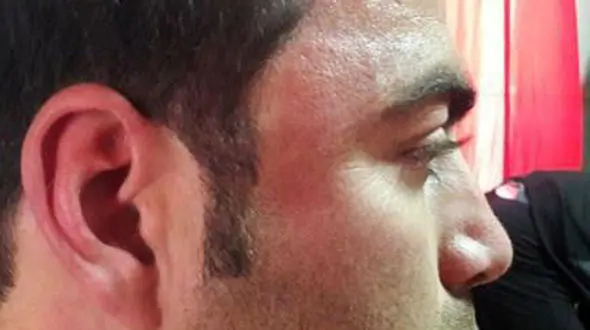 بلای وحشتناکی که برای گرفتن پنالتی در خراسان رضوی بر سر داور آوردند + عکس 