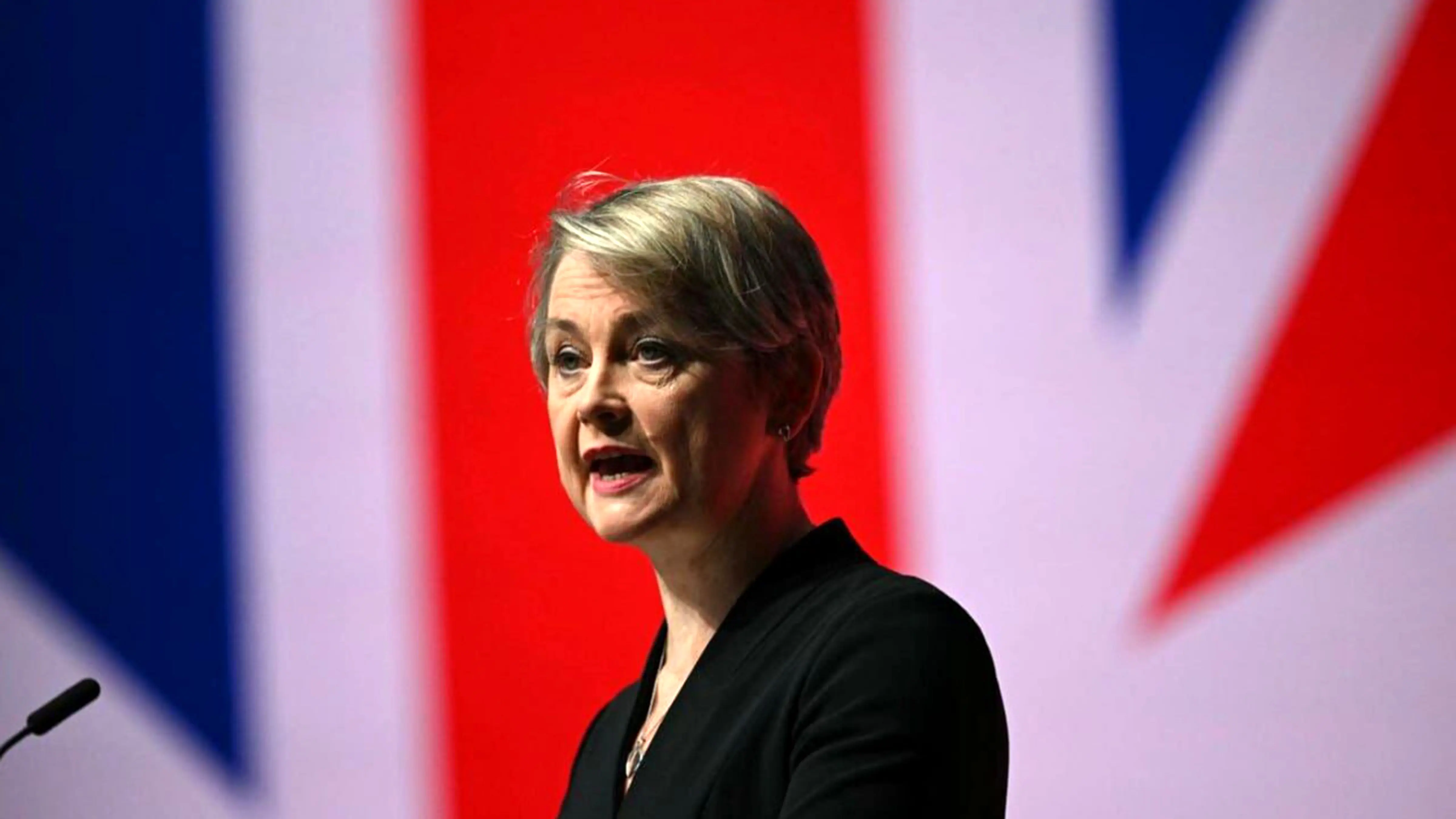 تاکید وزیر خارجه انگلیس بر دیپلماسی هسته‌ای با ایران