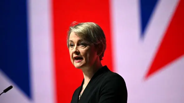 تاکید وزیر خارجه انگلیس بر دیپلماسی هسته‌ای با ایران