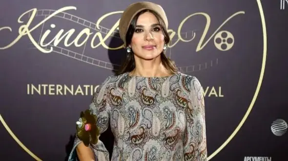 فیلم / سحر دولتشاهی تنها بازیگر ایرانی که می تونه بگه من شاهزاده ام .../ نواده کدام شاه ایرانی است ؟!