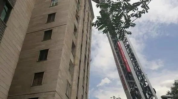 آتش سوزی وحشتناک در برج لاکچری  سعادت آباد تهران / امروز ظهر رخ داد + عکس