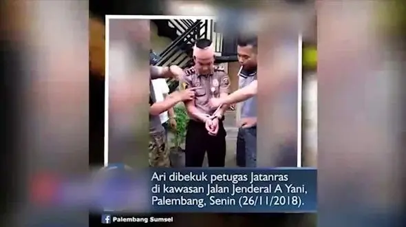  پلیس قلابی در دام  پلیس واقعی! / او زنان را فریب می داد+ فیلم و عکس