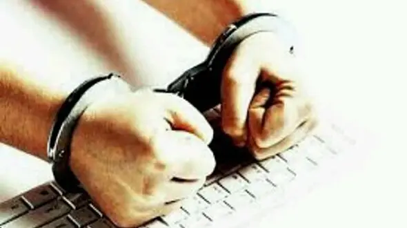 اقدام توهین آمیز خواستگار جوان دختر اراکی پس از نه شنیدن !