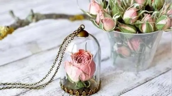 گل های طبیعی؛ جواهراتی زیبا