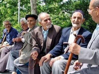۷۵ سالگی اعلام مرگ اقتصادی بازنشستگان تامین اجتماعی  ! / هم نمی توانند وام بگیرند و هم دیگر شرایط خرید قسطی را ندارند