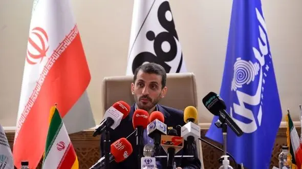 فاز1 نیروگاه فولاد مبارکه در 10 روز آینده به بهره‌برداری می‌رسد/  بهترین نقطه استقرار کارخانه همین‌جاست