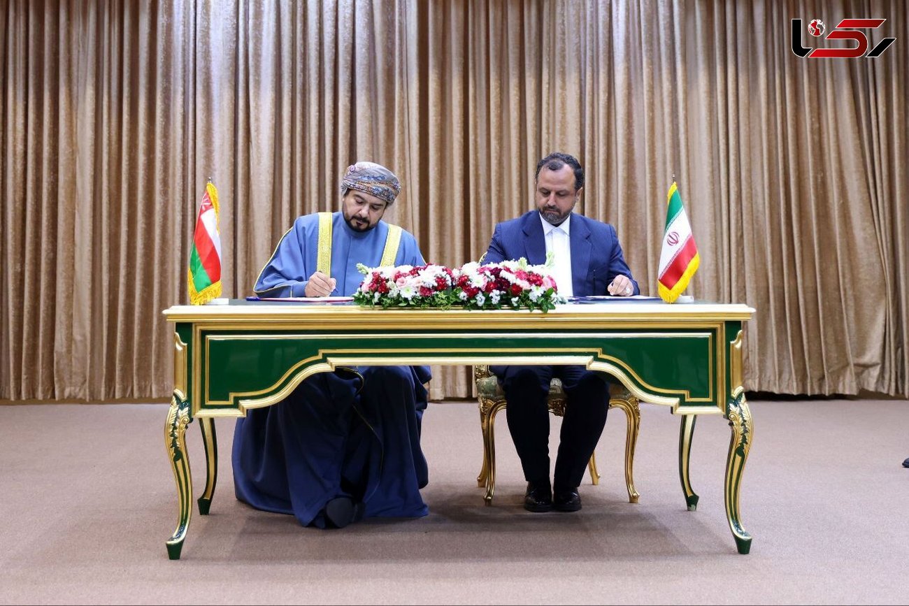 امضای ۴ سند همکاری میان مقامات ایران و عمان