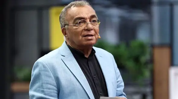 از تلویزیون بازنشسته شده ام 