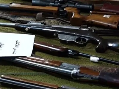 برخورد قاطع با دارندگان سلاح غیرمجاز / ابطال مجوز سلاح های دارای استفاده غیر قانونی