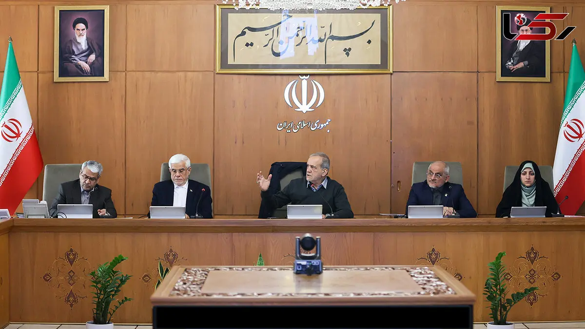 اگر واقعا دل‌مان برای مردم و مملکت می‌تپد، باید ناترازی منابع و مصارف را سامان دهیم/ حقوق باید بر مبنای فایده هر فرد برای سازمان پرداخت شود، نه پست و مقام