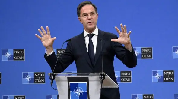 ناتو: اگر بودجه نظامی را افزایش ندهیم باید روسی یاد بگیریم