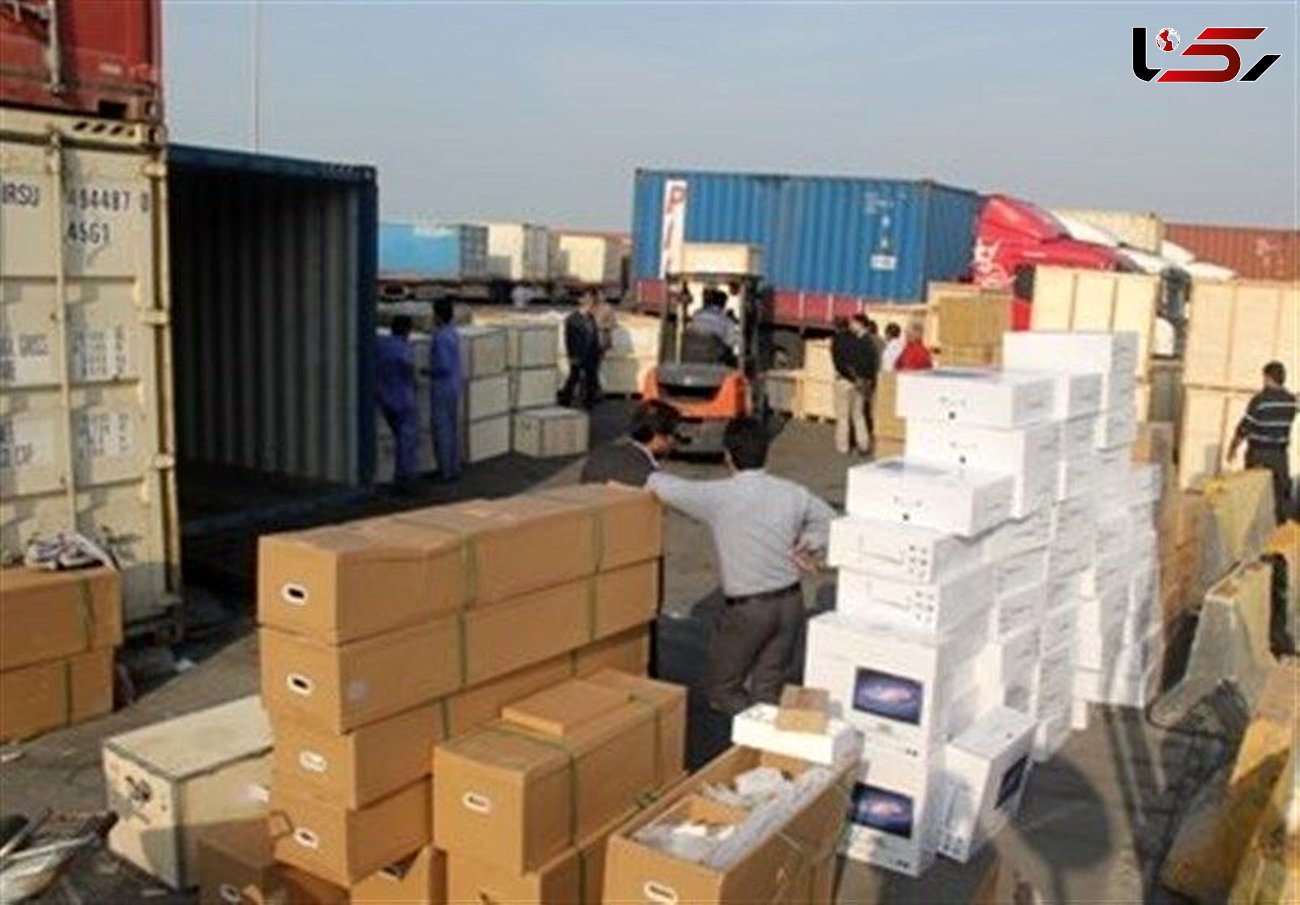 کشف کالای قاچاق میلیاردی در یزد / 4 متهم دستگیر شدند