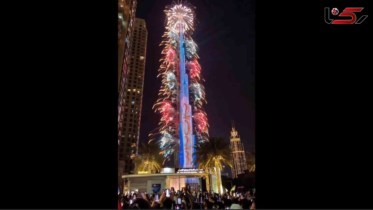 ببینید / واکنش اماراتی‌ها به شروع سال ۲۰۲۳ در کنار برج خلیفه + فیلم دیدنی