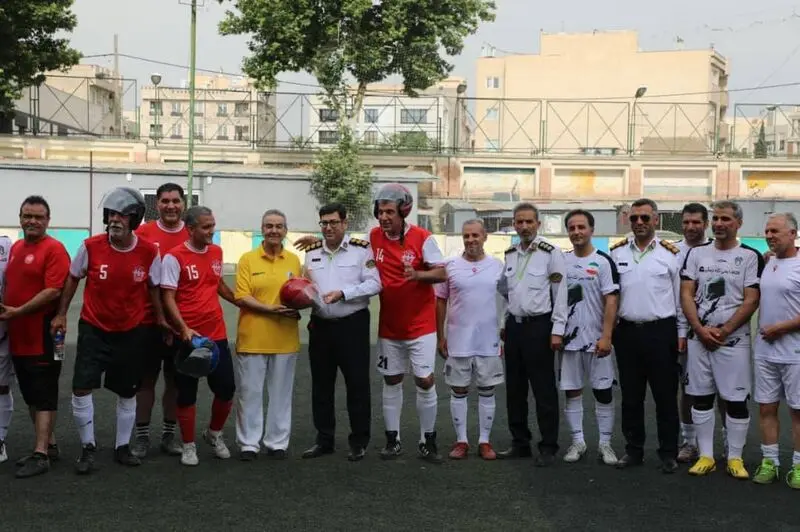 بازی دوستانه بین تیم پیشکسوتان پرسپولیس و پلیس راهور 