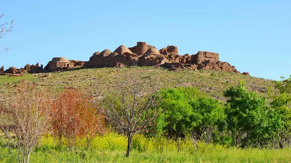 روستای عشین نایین از جاذبه های گردشگری 